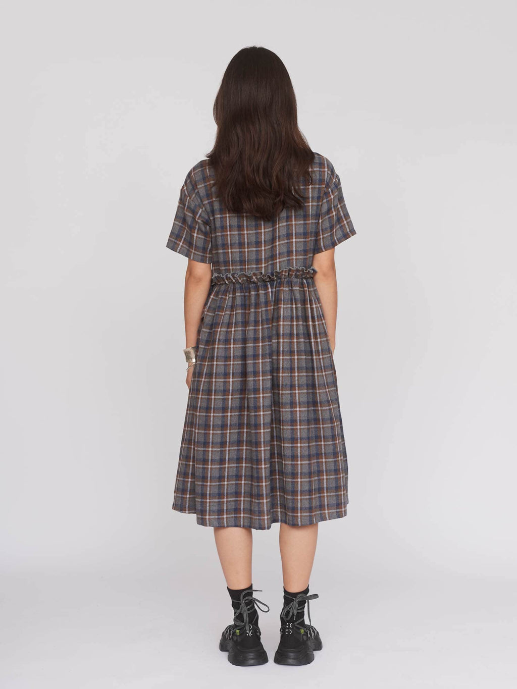 model:Aira wears size S and is 5’9”