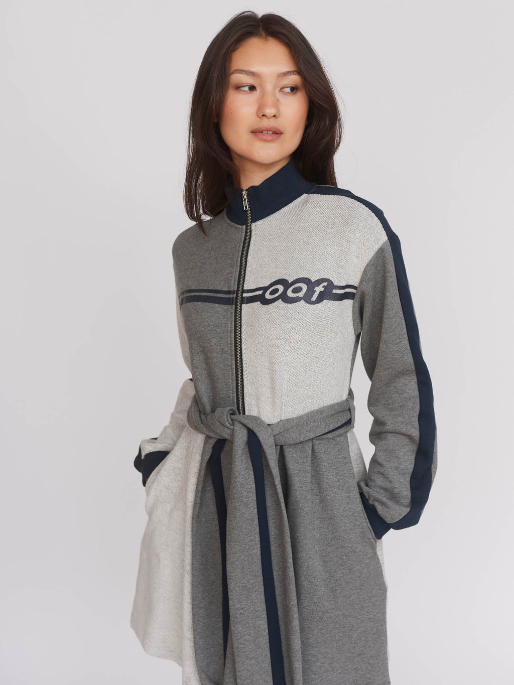 model:Aira wears size S and is 5’9”