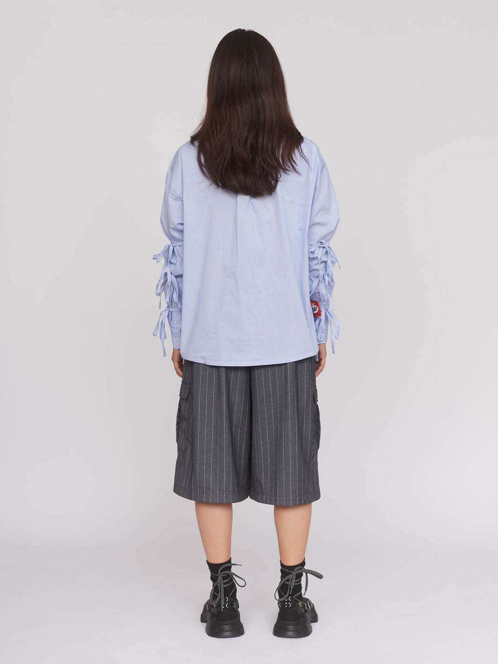 model:Aira wears size S and is 5’9”