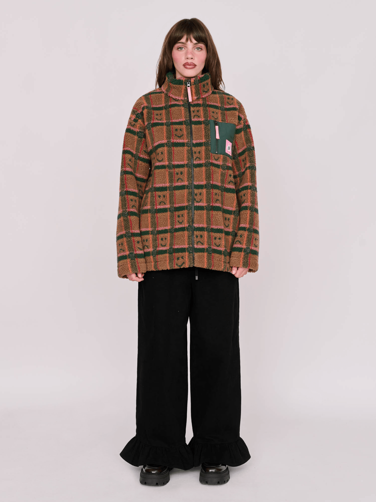model:Molly wears size S and is 5’ 7”