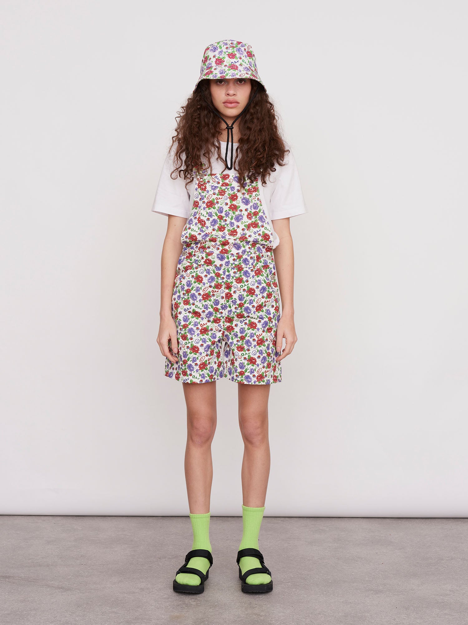 【新品】LazyOaf Childs Play Floral Dungarees Lazy Oaf Childs Play Floral Dungarees