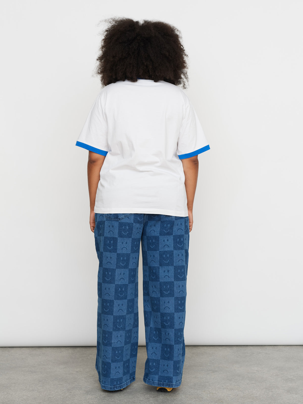 LO X David Méndez Alonso Psicodelia Flower Ringer T-Shirt