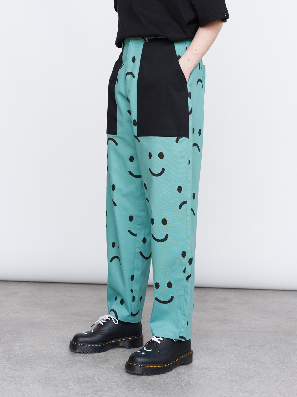 collection-women-landing, collection-women-new-in-1, collection-womens-trousers